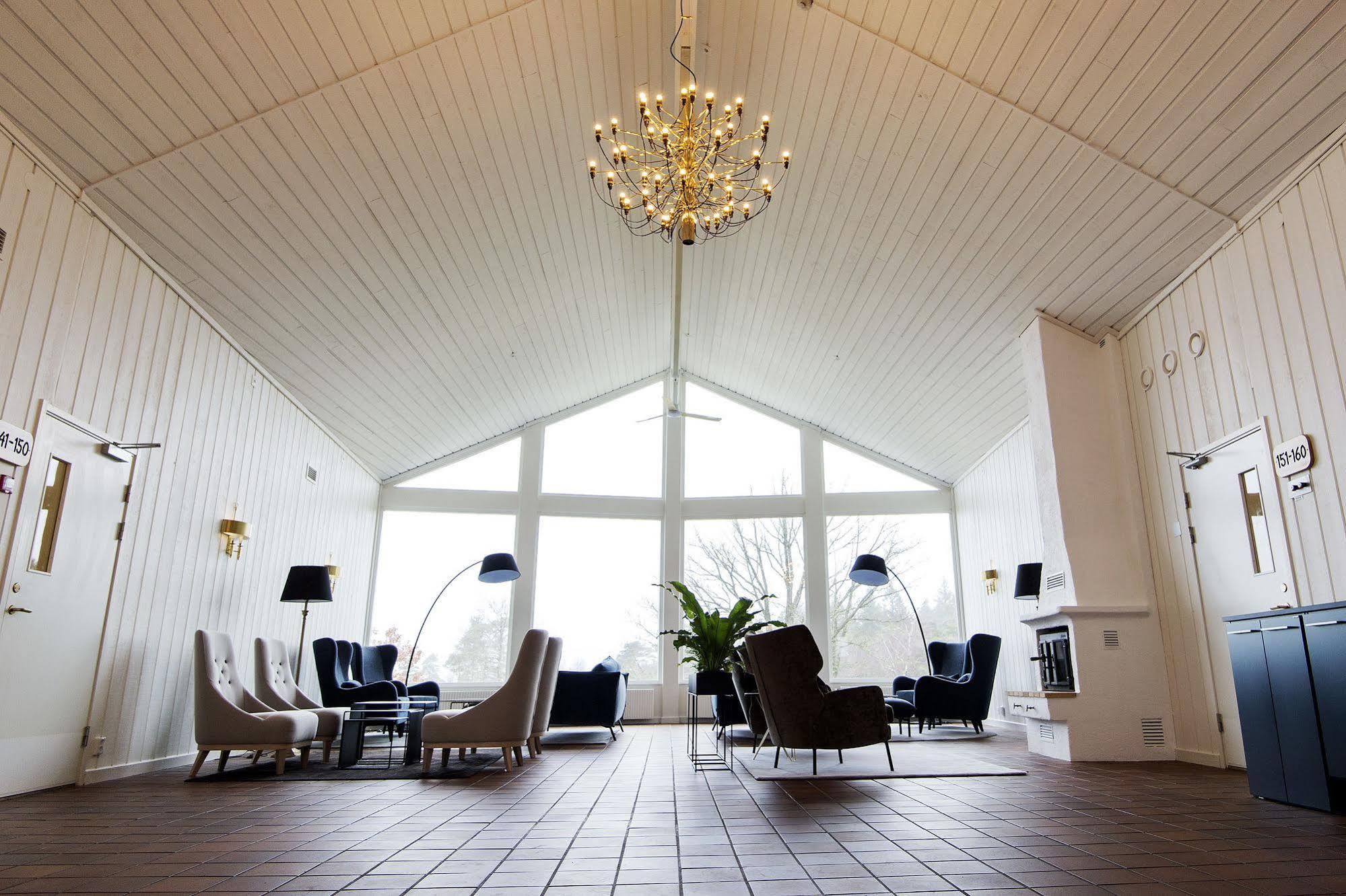 Hotel Tva Skyttlar Örby Exterior foto